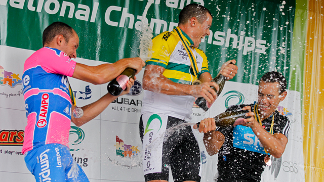 podium_640_gunter_1877956674