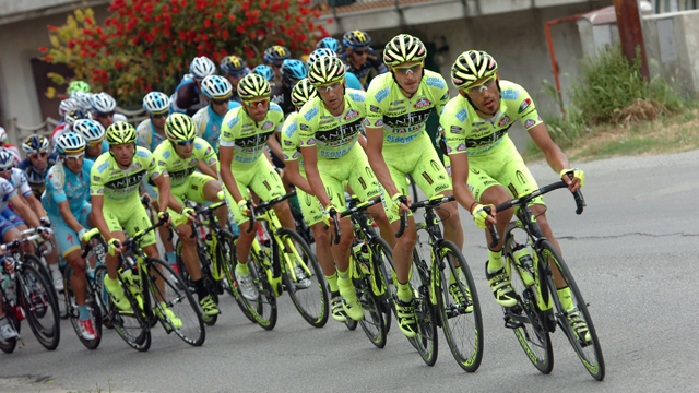 The Vini Fantini-Selle Italia team at the 2013 Giro d'Italia (Sirotti)
