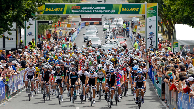 The start of the men's elite road race (Image: Mark Gunter)