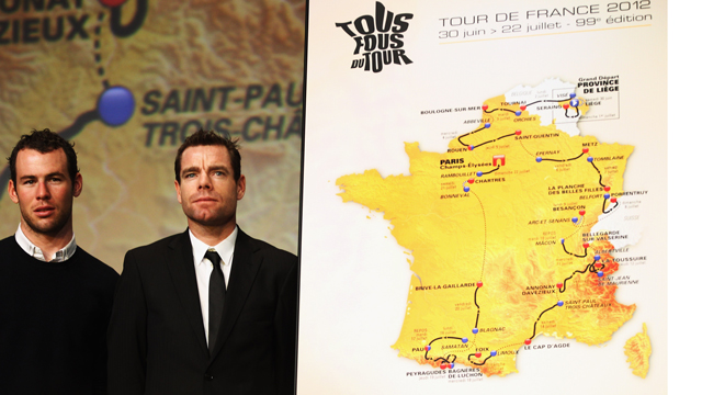 Mark Cavendish (left) and Cadel Evans (right) at the 2012 Tour de France presentation. Photo: Getty