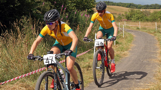 Rebecca Henderson (L) and Dan McConnell will be on the hunt for gold at the Commonwealth Games (Russell Baker)