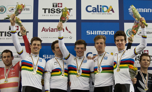 Photo: The Australians have earned the right to wear the rainbow jersey (AAP Images)... 