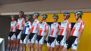 The Omega Pharma Lotto squad presented at the Fleche Wallonne (Image: Sirotti)