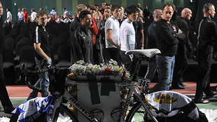 mourners_310x175_391280626
