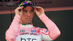 Mark Cavendish in the maglia rosa after stage two of the 2011 Giro d'Italia. Photo: AAP