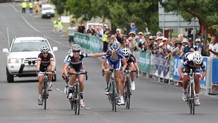 imageAlexis Rhodes (front) sprints to win the elite women's Australian criterium championship.