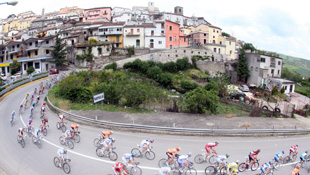 The Giro can be as spectacular as the Tour de France (AAP)