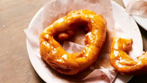 Tunisian doughnuts (yo-yos)