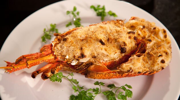 Crayfish gratin (langouste gratinée)