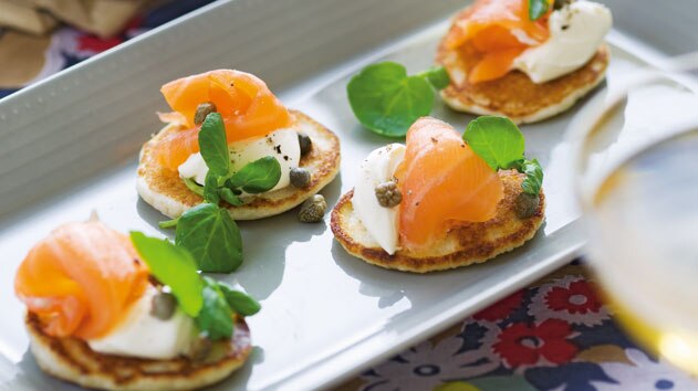 Blinis with smoked salmon or gravlax