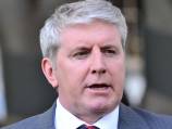 Govt may detain kids in Curtin: report