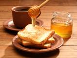Honey could be a potent medicine as well as a tasty treat