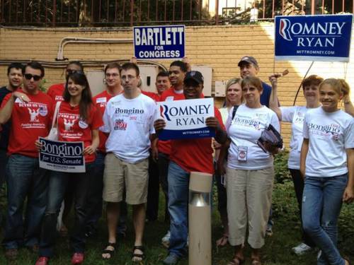 Yaara Bou Melhem follows the DC Young Republicans campaigning for votes in the US election. (SBS Dateline)