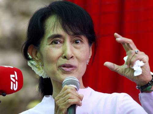 Aung San Suu Kyi, Myanmar democracy campaigner, speaks to the media at her final media conference ahead of parliamentary by-elections. (AAP)