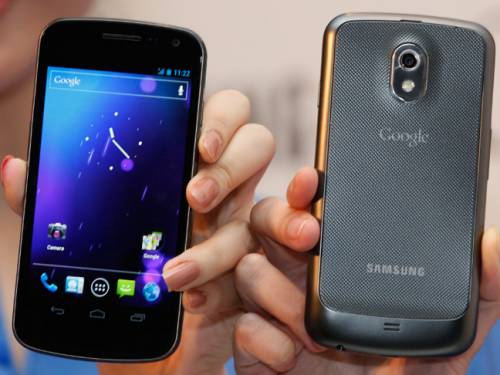 Strong smartphone sales have helped Samsung post a record net profit, despite the global downturn. (AAP)