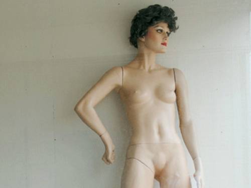 The mannequin's political agenda includes fighting fast food chains and standing up for local eateries. (AAP)