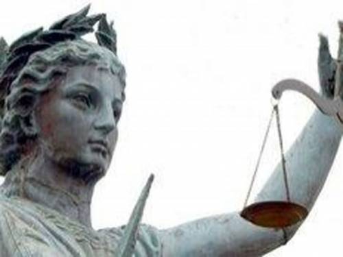 Leaders in Victoria's legal community say they're concerned by the rates of sexual harassment, pay imbalance and women leaving the profession within five years of joining.