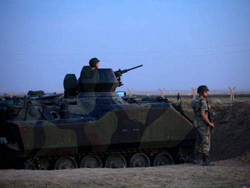 Turkish troops have retaliated to cross-border shelling from Syria for the sixth day in a row. (AAP)