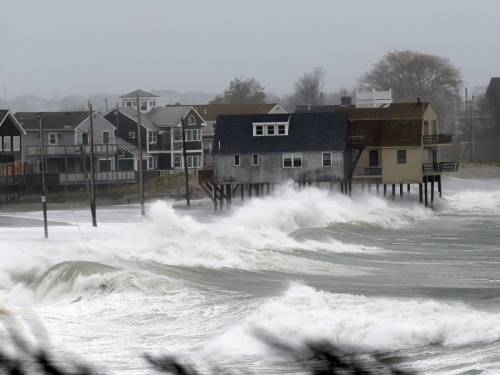 Hurricane Sandy bears down on the East Coast of the United States. (AAP)