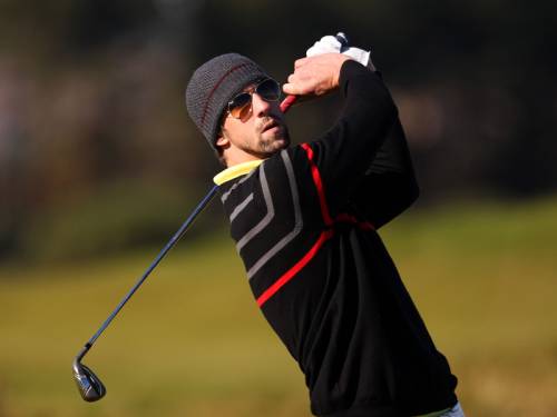 Olympic swimming champion Michael Phelps has holed a massive putt at the Dunhill Links Championship. (AAP)