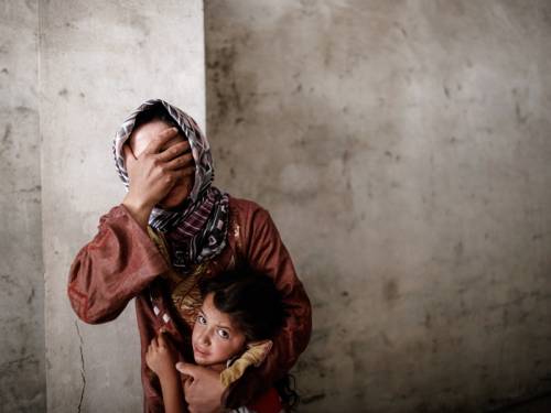 A UN panel says civilians, many of them children, are bearing the brunt of the violence in Syria. (AAP)