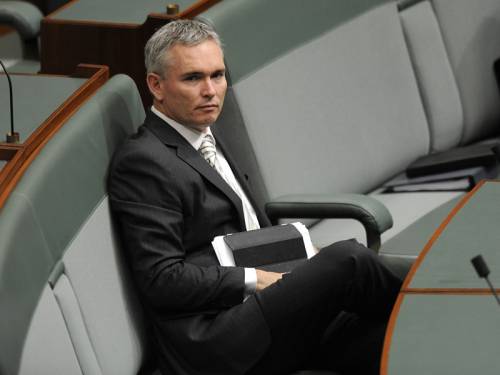 PM Julia Gillard says independent MP Craig Thomson (pic) is entitled to vote as he wishes. (AAP)
