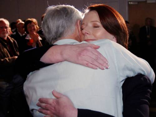 Condolences are flowing to the family of PM Julia Gillard following the death of her father. (AAP)