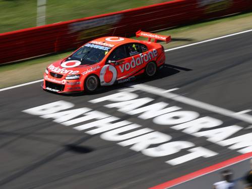 Rain is expected to strike ahead of the top 10 shootout at Mount Panorama. (AAP)