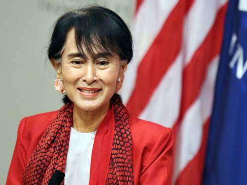 Freed in 2010 after 15 years of under house arrest, Suu Kyi has received a rapturous welcome on her first visit to Washington since her release. (AAP)
