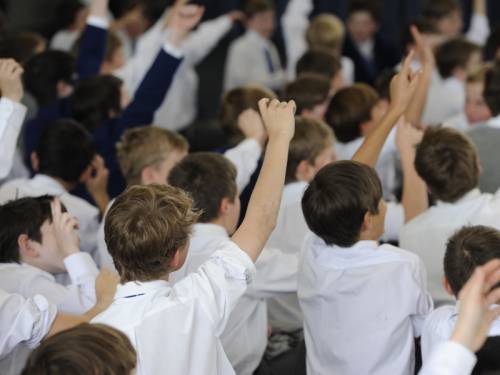 The federal government has slammed the Victorian government's plan to implement its own funding model. (AAP)