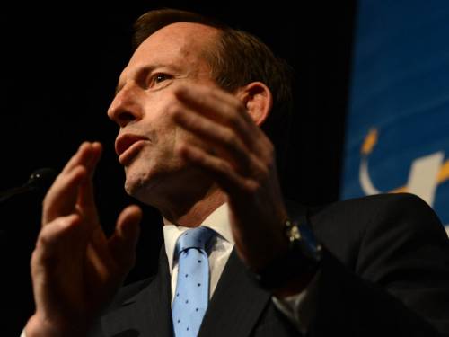 Opposition Leader Tony Abbott says there are issues with social media that need examination, something a coalition taskforce was doing now. (AAP)