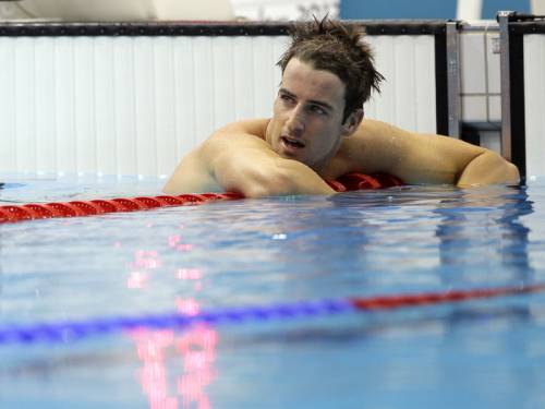 James Magnussen has missed out on a gold medal by 0.01 seconds in the 100m freestyle final. (AAP)