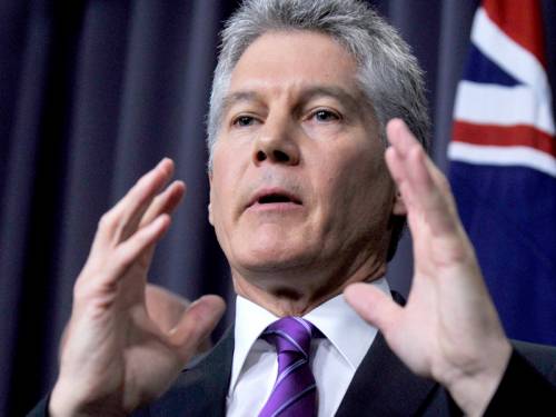 Defence Minister Stephen Smith has dismissed reports the Obama administration is concerned about spending cuts to the Australian defence budget.(AAP)