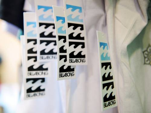 Billabong says takeover talks with TPG are continuing despite concern the firm may withdraw its bid. (AAP)