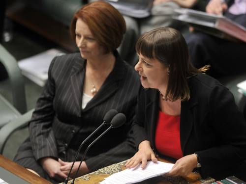 Labor frontbencher Nicola Roxon says the government won't back down in its criticism of Mr Abbott. (AAP)