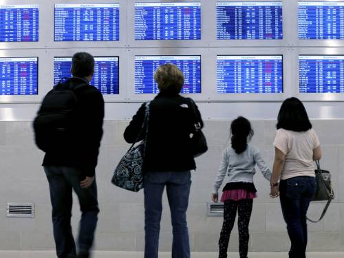 Many major airports along the US north east coast are closed or operating with restricted schedules. (AAP)