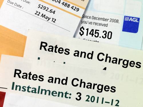 A Senate committee on electricity prices will hold its first public hearing on Tuesday. (AAP)
