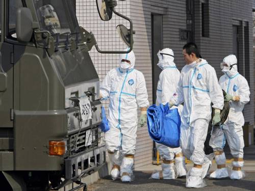 Japanese officials have ordered an investigation into claims the crippled Fukushima nuclear plant told workers to lie about their radiation exposure. (AAP)