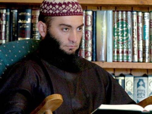 Sheik Feiz Mohammad has courted controversy in recent years and in 2007 produced DVDs that called for the murder of 'infidels' and described Jews as 'pigs'. (MuslimVillage.com)