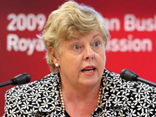 Former Victorian police chief commissioner Christine Nixon at the Bushfire Royal Commission. (AAP)