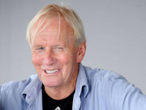 Actor Paul Hogan has been prevented from leaving Australia because of an ongoing row over his tax affairs. (AAP)