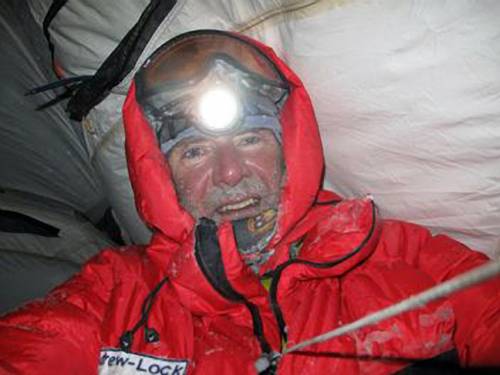 Mr Lock was the first Australian to climb all of the world's 14 peaks over 8000 metres. (AAP)