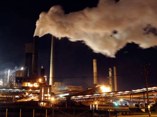 Only 10 per cent of voters thought they would be better off under the carbon tax. (AAP)