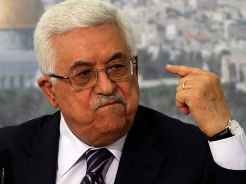 The Palestinians have been divided between rival governments since Hamas ousted forces loyal to Abbas from Gaza in 2007. (AAP)