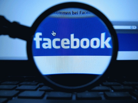 Patents aim to simplify Facebook messages
