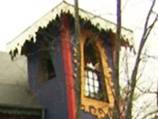Artist shows off 'surreal' mosaic home