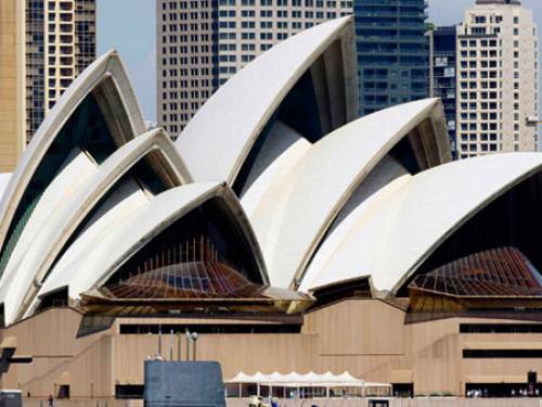 The Star Trek premiere will be only the third time a film has debuted at the Sydney Opera House