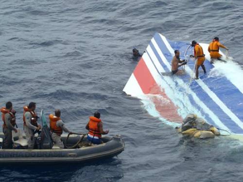 The search for the black box of an Air France plane that crashed in the Atlantic, has been abandoned (AAP)