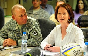 The PM chats to troops on  surprise visit to Afghanistan. (PR Image/AAP)