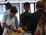 Indigenous Australians are learning first hand about nutrition from this kitchen.